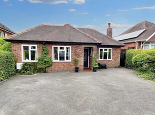 4 bedroom detached bungalow for sale in West Bank Road, Allestree, Derby, DE22