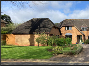 4 bedroom detached house for sale in 12 Dallington Park Road Dallington, Northamptonshire, NN5 7AA, NN5