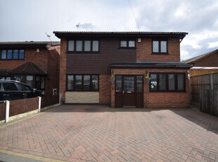 4 bedroom detached house for sale in Aisby Drive, Rossington, DN11