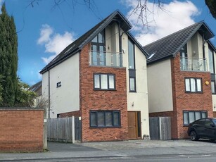 4 bedroom detached house for sale in Blagreaves Lane, Littleover, Derby, DE23