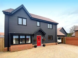 4 bedroom detached house for sale in Burdock Crescent, Ipswich, Suffolk, IP1