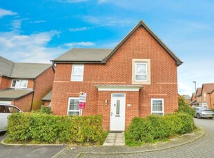 4 bedroom detached house for sale in Butterbur Close, Stenson Fields, Derby, DE24