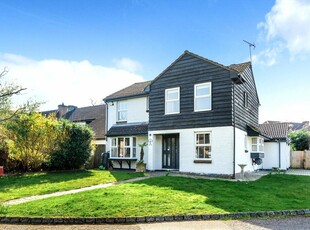 4 bedroom detached house for sale in Caledon Place, Weylea Farm, Burpham, Guildford, Surrey, GU4