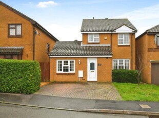 4 bedroom detached house for sale in Catcliffe Way, Lower Earley, Reading, RG6