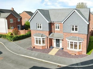 4 bedroom detached house for sale in Daffodil Place, Mickleover, DE3