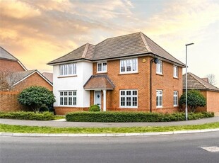 4 bedroom detached house for sale in Diamond Crescent, Abbey Farm, Swindon, Wiltshire, SN25