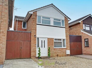 4 bedroom detached house for sale in Dimore Close, Hardwicke, Gloucester, GL2 4, GL2