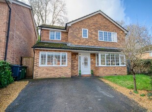 4 bedroom detached house for sale in Eden Road, West End, Southampton, SO18