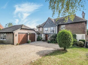 4 bedroom detached house for sale in Foxley Lane, High Salvington, Worthing BN13 3AB, BN13