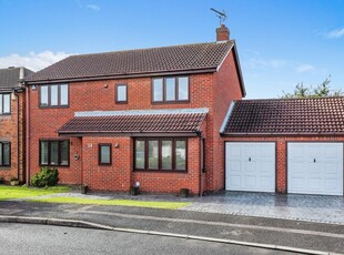 4 bedroom detached house for sale in Gregson Gardens, Toton, NG9