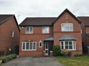 4 bedroom detached house for sale in Groombridge Crescent, Heatherton, Derby, DE23