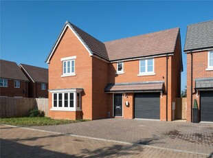 4 bedroom detached house for sale in Hastings Close, Bricket Wood, St. Albans, Hertfordshire, AL2