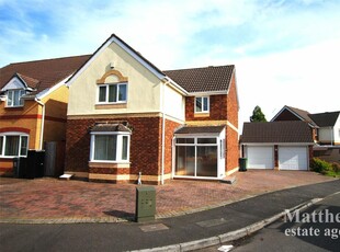 4 bedroom detached house for sale in Hastings Crescent, Old St Mellons, Cardiff, CF3