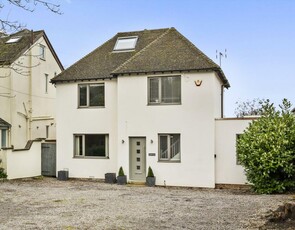 4 bedroom detached house for sale in Haywards Lane, Cheltenham, Gloucestershire, GL52., GL52