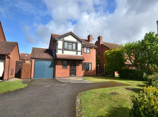 4 bedroom detached house for sale in Lindisfarne Road, Syston, Leicestershire, LE7