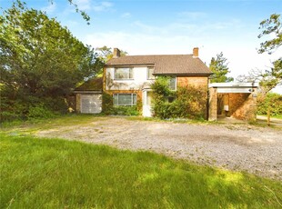 4 bedroom detached house for sale in Long Lane, Tilehurst, Reading, Berkshire, RG31