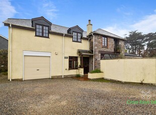 4 bedroom detached house for sale in Mannamead Road, Mannamead, PL3