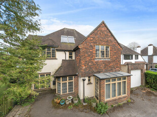 4 bedroom detached house for sale in Meads Road, Guildford, Surrey, GU1