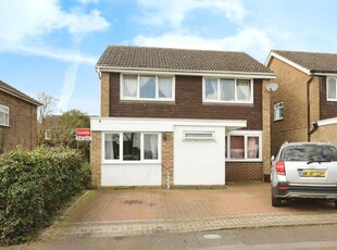 4 bedroom detached house for sale in Middle Mead Court, Northampton, NN3