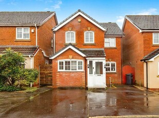 4 bedroom detached house for sale in Park View Close, Stoke-on-Trent, ST3