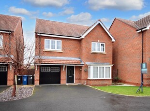 4 bedroom detached house for sale in Partisan Green, Westbrook, WA5