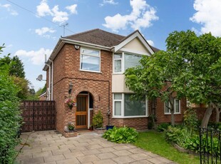 4 bedroom detached house for sale in Perne Road, Cambridge, CB1