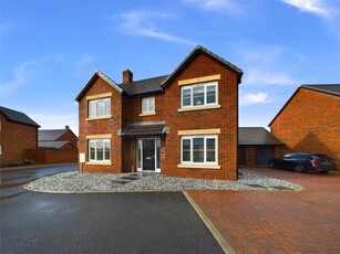 4 bedroom detached house for sale in Redshank Way, Hardwicke, Gloucester, Gloucestershire, GL2