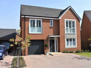 4 bedroom detached house for sale in Romney Way, Whittington, WR5