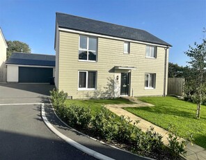 4 bedroom detached house for sale in Saddlers Way, Tamerton Foliot, Plymouth, PL5