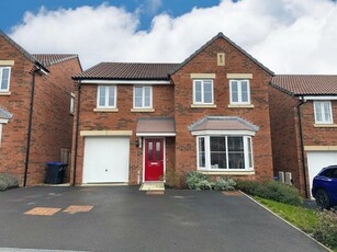 4 bedroom detached house for sale in Sessions Way, Duston, Northampton, NN5