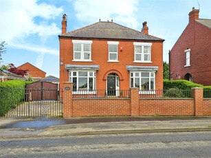4 bedroom detached house for sale in Station Road, Barnby Dun, Doncaster, South Yorkshire, DN3