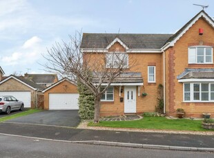 4 bedroom detached house for sale in Swindon, Wiltshire, SN5