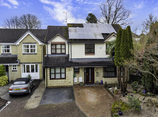 4 bedroom detached house for sale in Triscombe Drive, Cardiff, CF5