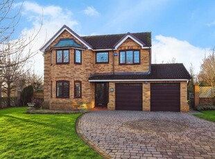4 bedroom detached house for sale in Victoria Grove, Linby, Nottingham, Nottinghamshire, NG15