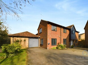 4 bedroom detached house for sale in Vienne Close, Duston, Northampton, NN5