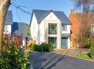 4 bedroom detached house for sale in Walnut Close, Cheltenham, Gloucestershire, GL52