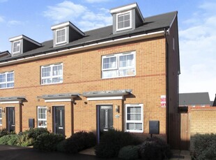 4 bedroom end of terrace house for sale in Aqua Drive, Hampton Water, Peterborough, PE7