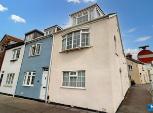 4 bedroom end of terrace house for sale in Stanley Road, Poole, Dorset, BH15