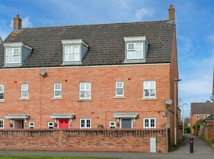 4 bedroom end of terrace house for sale in Woodvale Kingsway, Quedgeley, Gloucester, GL2 2AU, GL2