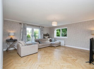 4 bedroom flat for sale in Capelrig Road, Newton Mearns, GLASGOW, G77