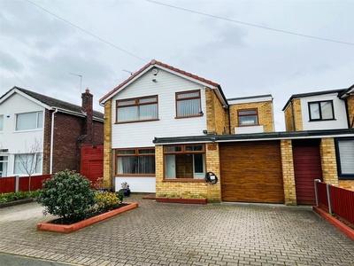 4 bedroom link detached house for sale in Lydiate Lane, Thornton, Liverpool, Merseyside, L23