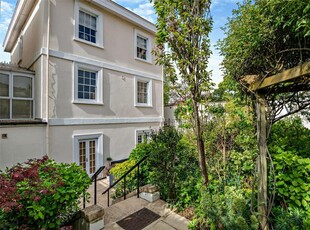 4 bedroom link detached house for sale in The Lodge, Overton Road, Cheltenham, Gloucestershire, GL50
