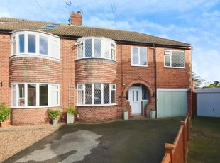 4 bedroom semi-detached house for sale in Doriam Drive, York, North Yorkshire, YO31
