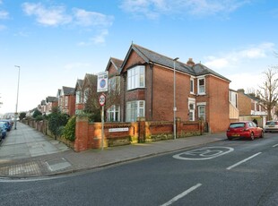 4 bedroom semi-detached house for sale in Goldsmith Avenue, Southsea, Hampshire, PO4