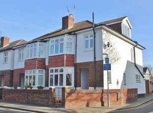 4 bedroom semi-detached house for sale in Grove Road South, Southsea, PO5