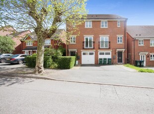 4 bedroom semi-detached house for sale in Humber Road, Coventry, CV3