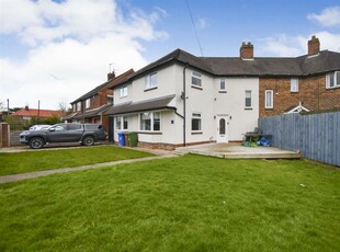 4 bedroom semi-detached house for sale in Legard Drive, Anlaby, Hull, HU10