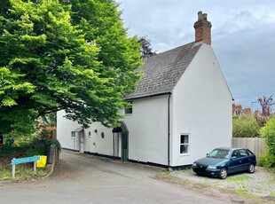 4 bedroom semi-detached house for sale in Sandhurst Road, Gloucester, GL1