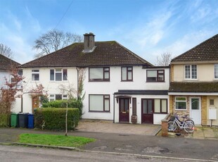 4 bedroom semi-detached house for sale in St. Thomas's Square, Cambridge, CB1