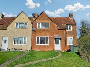 4 bedroom semi-detached house for sale in Stanmore, SO22